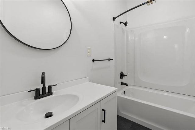 403 Dinwiddie St Apt A, Portsmouth, VA 23704