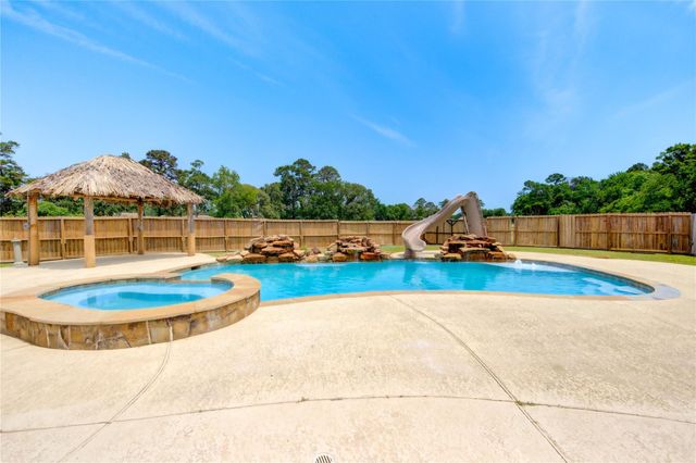 16727 Camber Court, Crosby, TX 77532