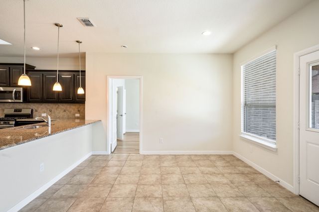 916 Hawks Way, Argyle, TX 76226