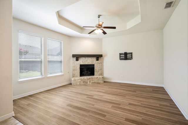 916 Hawks Way, Argyle, TX 76226