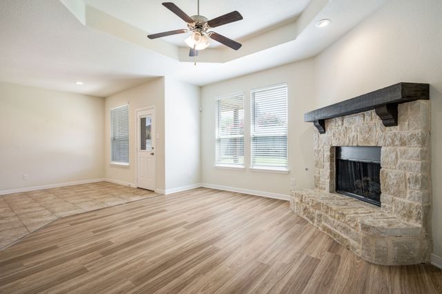916 Hawks Way, Argyle, TX 76226