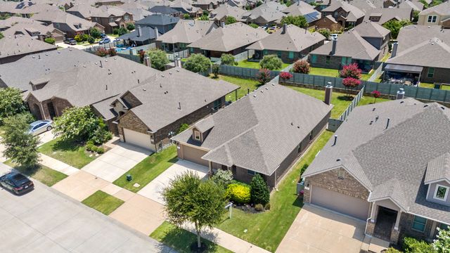 916 Hawks Way, Argyle, TX 76226
