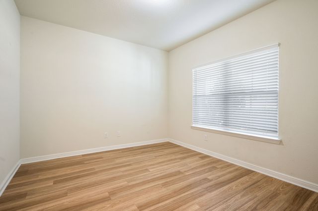 916 Hawks Way, Argyle, TX 76226