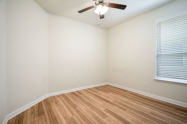 916 Hawks Way, Argyle, TX 76226