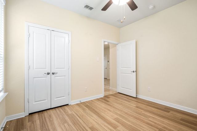 916 Hawks Way, Argyle, TX 76226