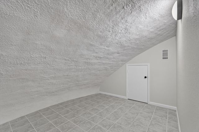 9530 Johns Road, Alvarado, TX 76009