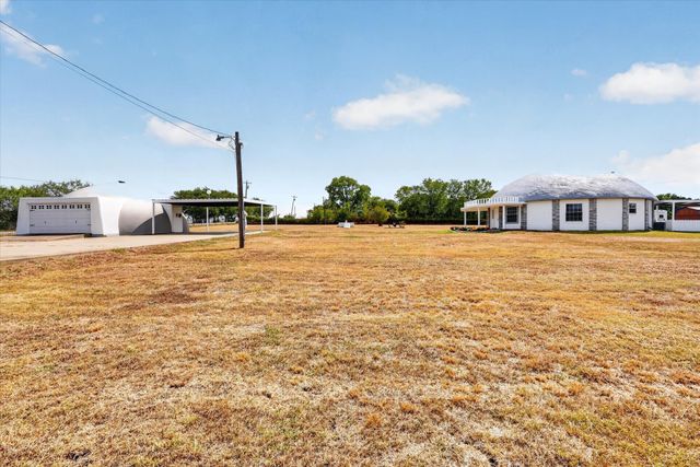 9530 Johns Road, Alvarado, TX 76009