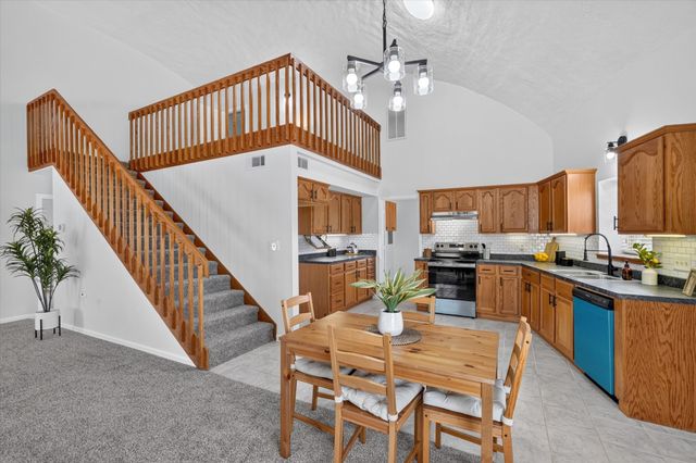 9530 Johns Road, Alvarado, TX 76009