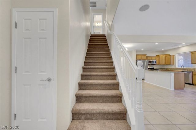 6846 Sigri, Las Vegas, NV 89166