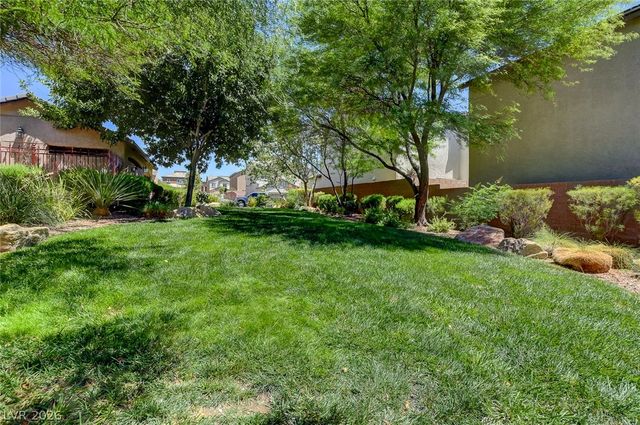 6846 Sigri, Las Vegas, NV 89166