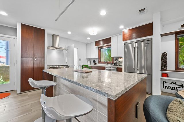 701 Brownlee CIR, Austin, TX 78703