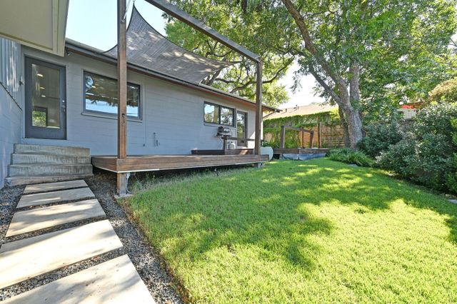 701 Brownlee CIR, Austin, TX 78703