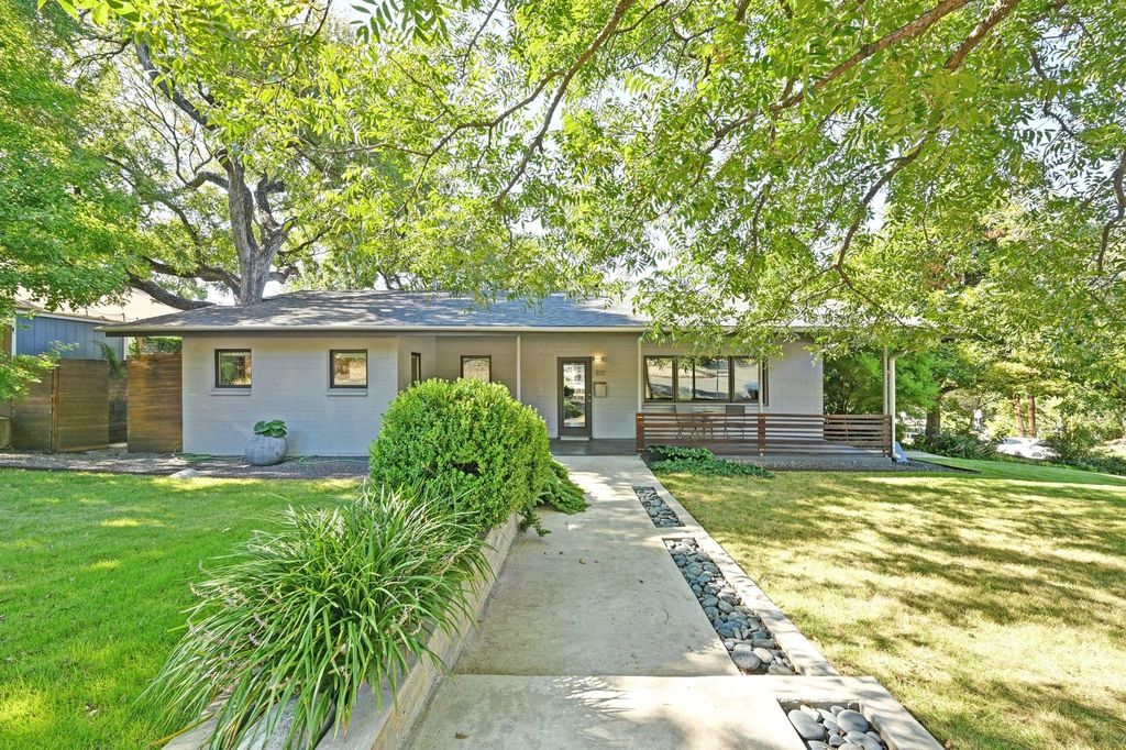 701 Brownlee CIR, Austin, TX 78703