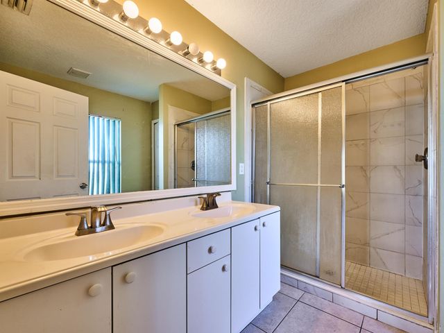 1407 SE Grapeland Avenue, Port St Lucie, FL 34952