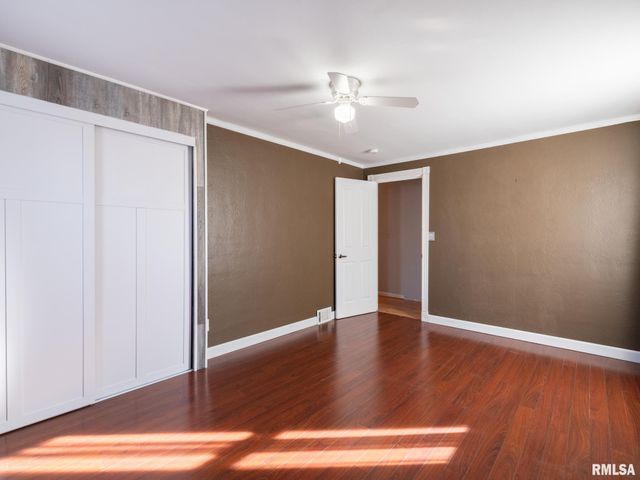 1844 COURT Street, Pekin, IL 61554