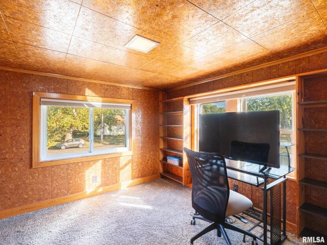 1844 COURT Street, Pekin, IL 61554