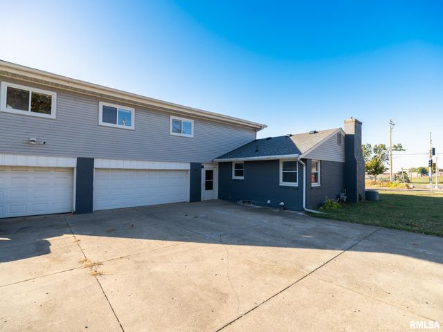 1844 COURT Street, Pekin, IL 61554