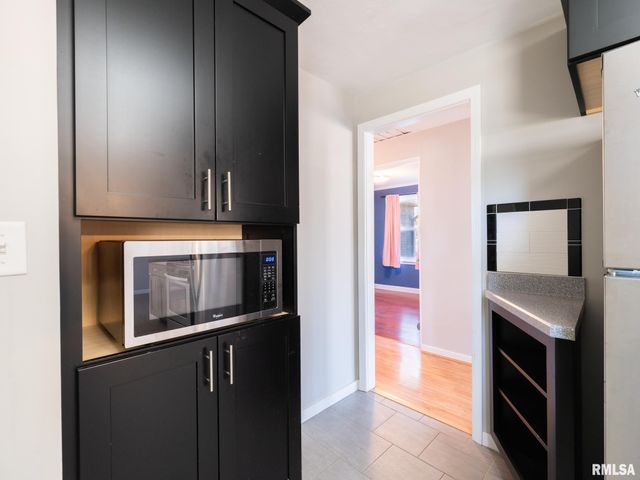 1844 COURT Street, Pekin, IL 61554