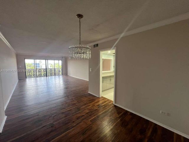 800 NE 195th Street 501, Miami, FL 33179