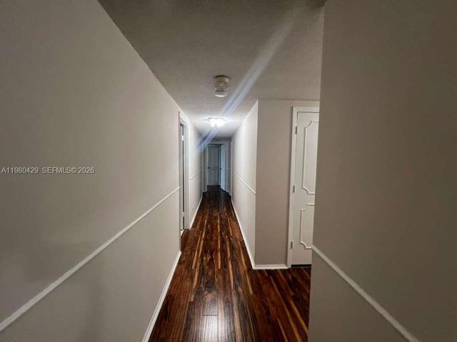 800 NE 195th Street 501, Miami, FL 33179
