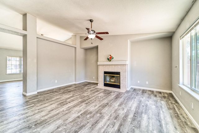 6034 Oleander Ln, Marysville, CA 95901