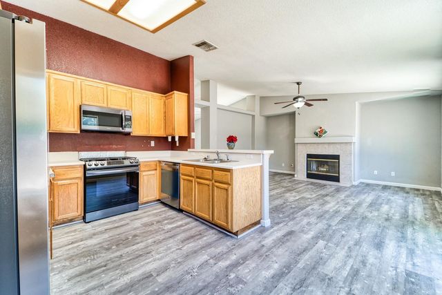 6034 Oleander Ln, Marysville, CA 95901