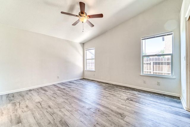 6034 Oleander Ln, Marysville, CA 95901