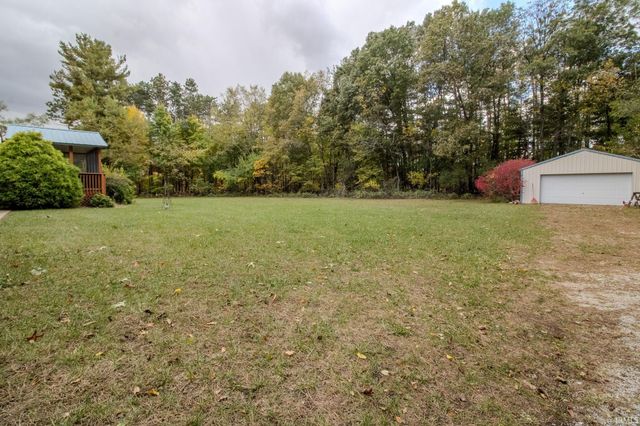 1563 US-35, Knox, IN 46534