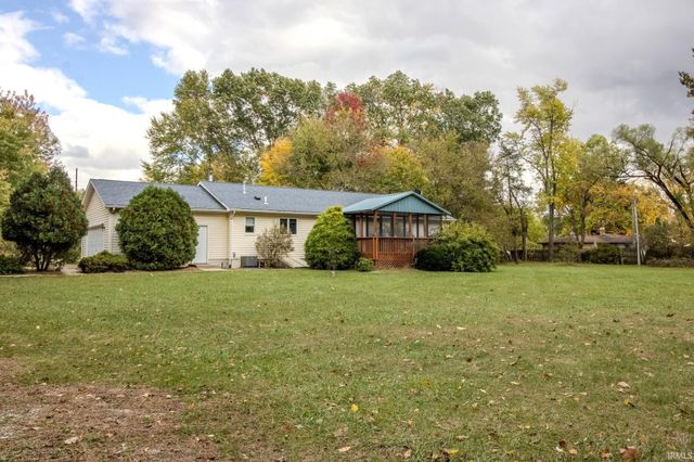 1563 US-35, Knox, IN 46534