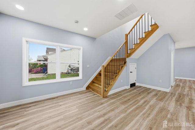 949 Edwin Street, North Brunswick, NJ 08902