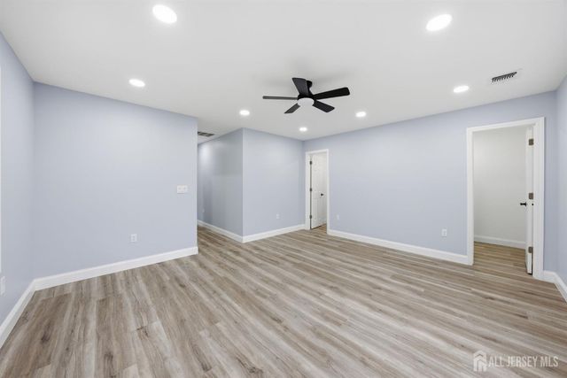 949 Edwin Street, North Brunswick, NJ 08902