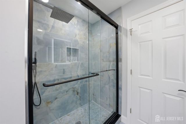 949 Edwin Street, North Brunswick, NJ 08902