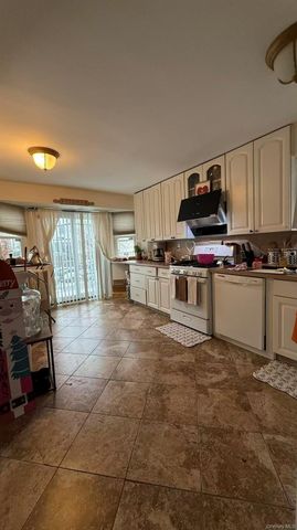 35 Gauldy Avenue, Staten Island, NY 10314