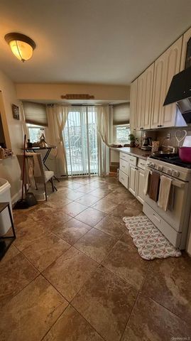 35 Gauldy Avenue, Staten Island, NY 10314