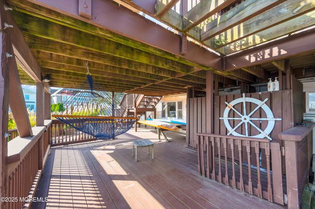 1700 Rue Mirador, Point Pleasant, NJ 08742