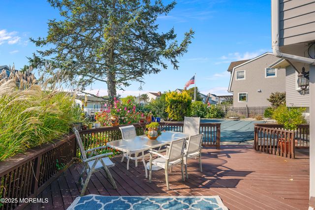 1700 Rue Mirador, Point Pleasant, NJ 08742