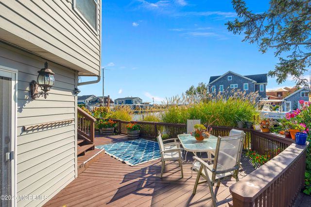 1700 Rue Mirador, Point Pleasant, NJ 08742