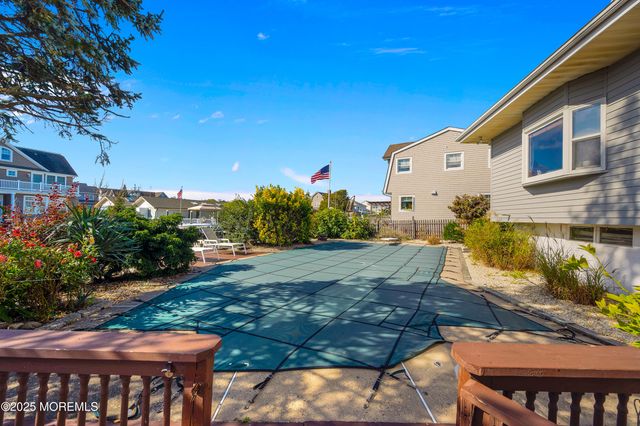 1700 Rue Mirador, Point Pleasant, NJ 08742