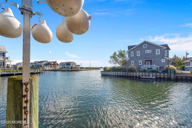 1700 Rue Mirador, Point Pleasant, NJ 08742