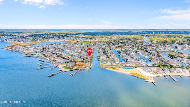 1700 Rue Mirador, Point Pleasant, NJ 08742