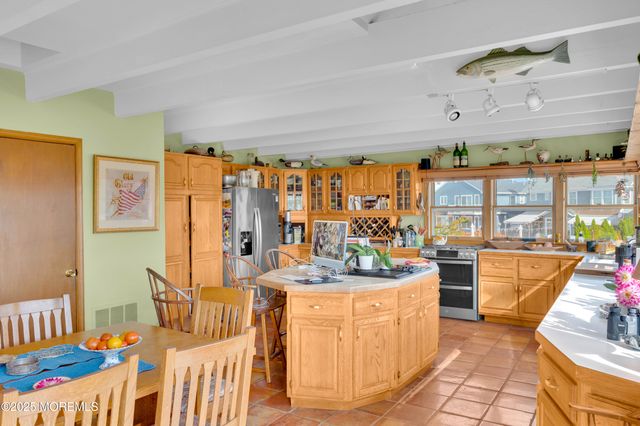 1700 Rue Mirador, Point Pleasant, NJ 08742