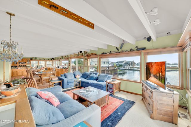 1700 Rue Mirador, Point Pleasant, NJ 08742