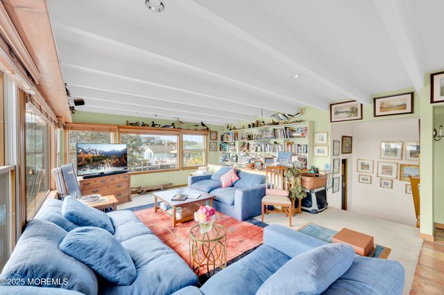 1700 Rue Mirador, Point Pleasant, NJ 08742