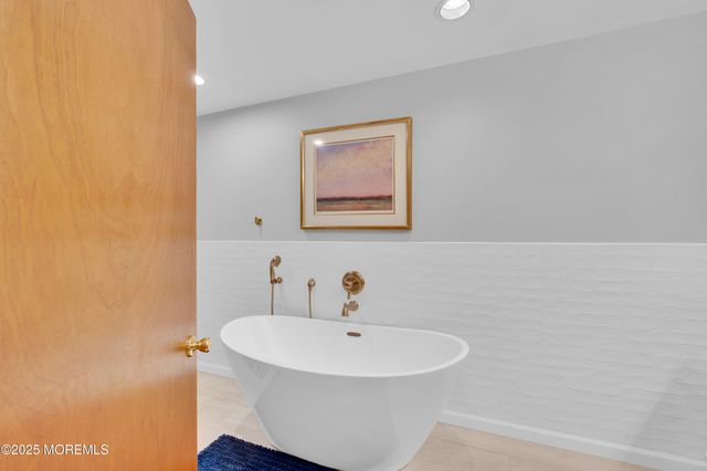 1700 Rue Mirador, Point Pleasant, NJ 08742