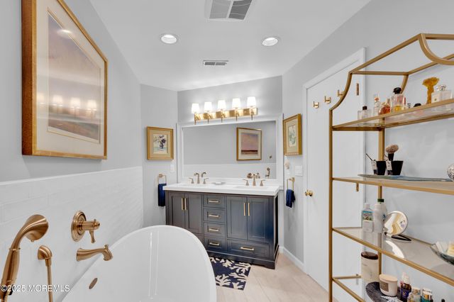 1700 Rue Mirador, Point Pleasant, NJ 08742