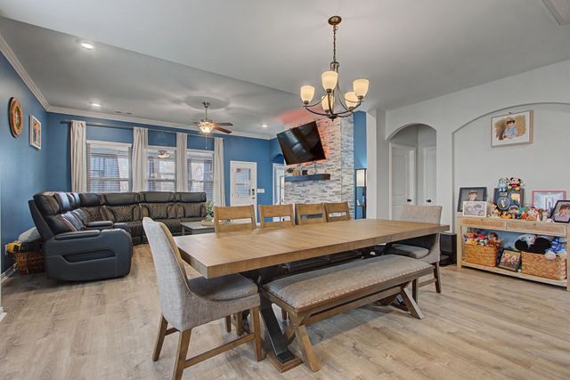 1020 Keeneland Dr, Spring Hill, TN 37174