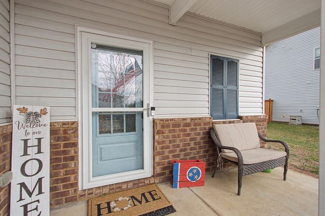 1020 Keeneland Dr, Spring Hill, TN 37174