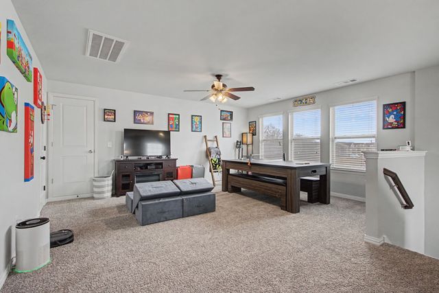 1020 Keeneland Dr, Spring Hill, TN 37174