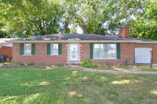 6100 W Washington, Belleville, IL 62223