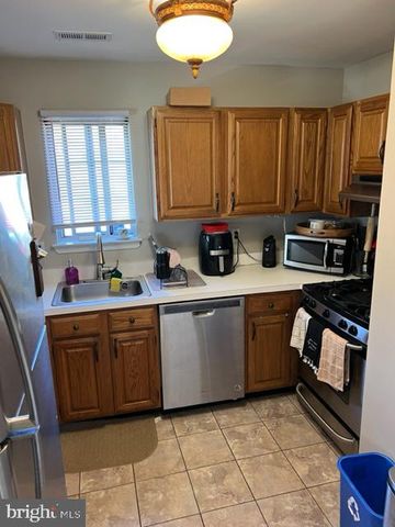 1423 KENNY COVE, Burlington, NJ 08016